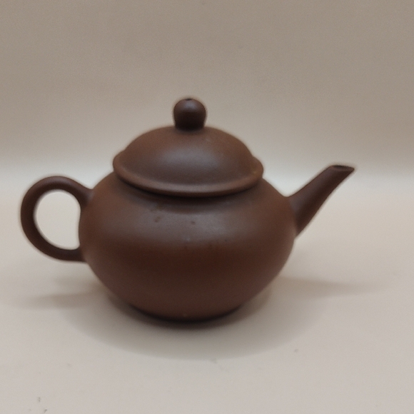 Antique Yixing Zisha Small Teapot